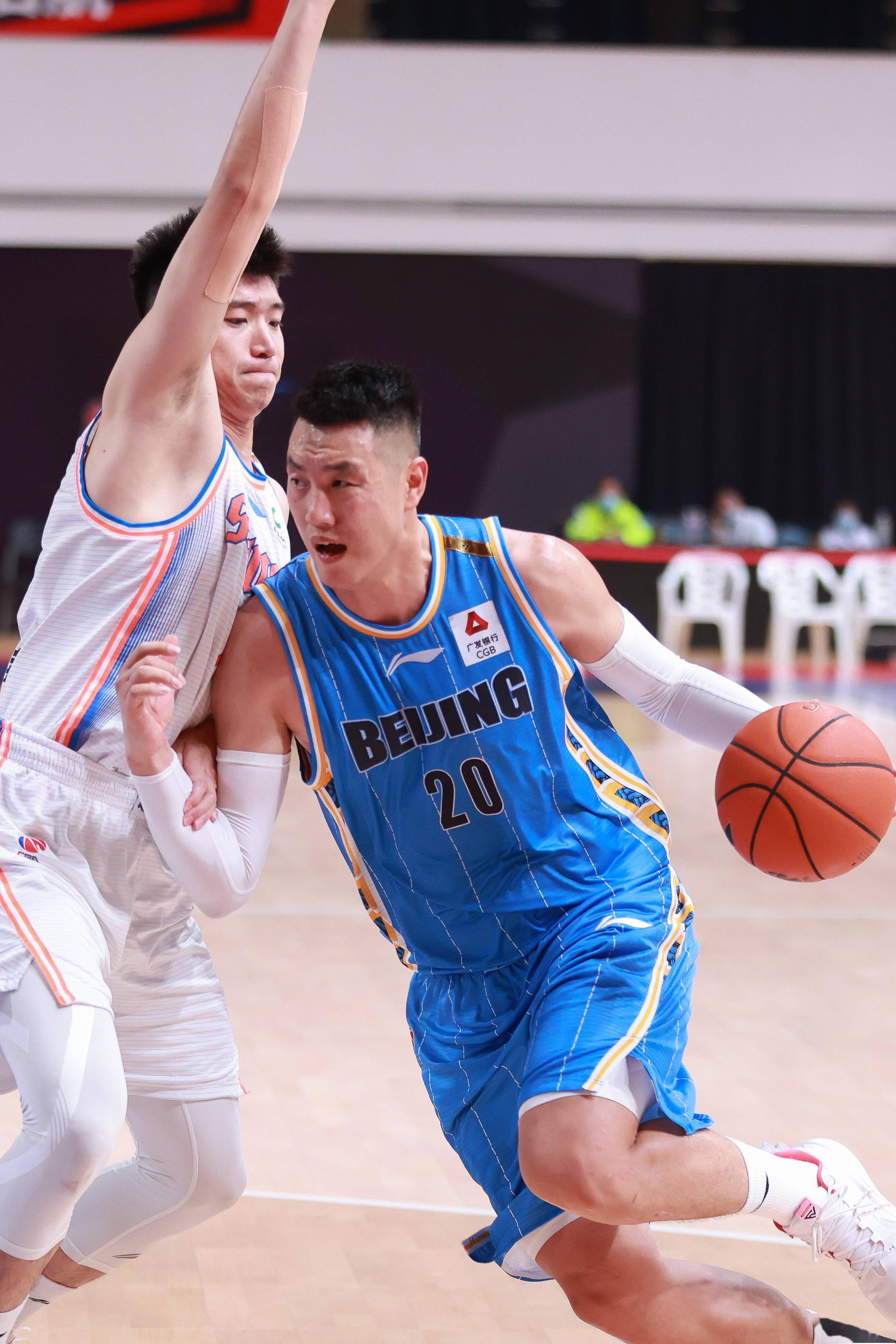 引进都围绕 引进都围绕