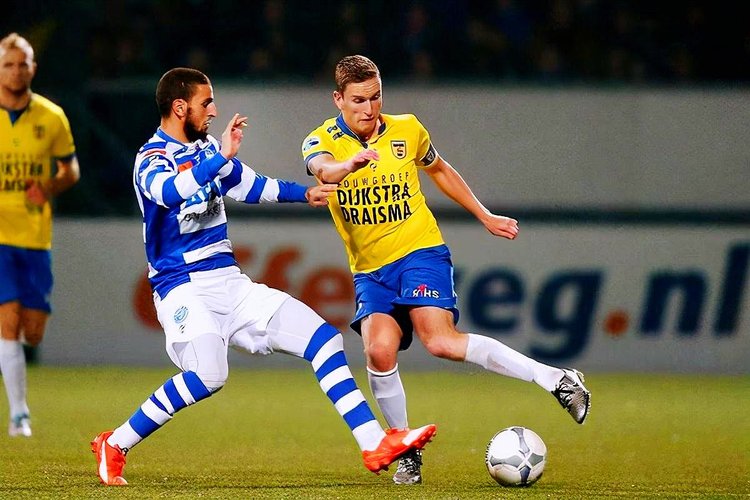 的是郑钦文 的是郑钦文