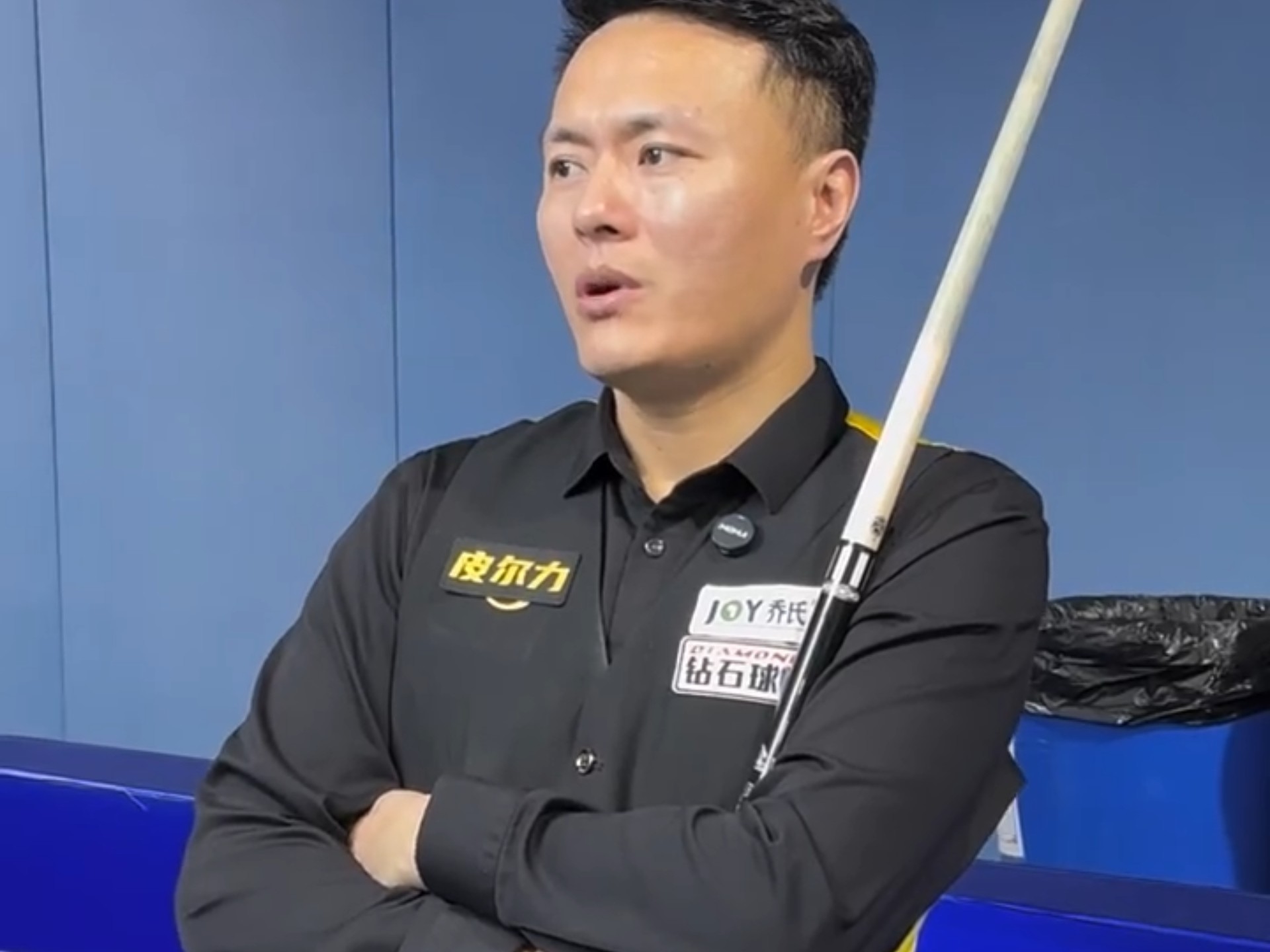 可与任何球